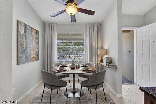 120 Pebble Shores DR 205, Naples, FL 34110