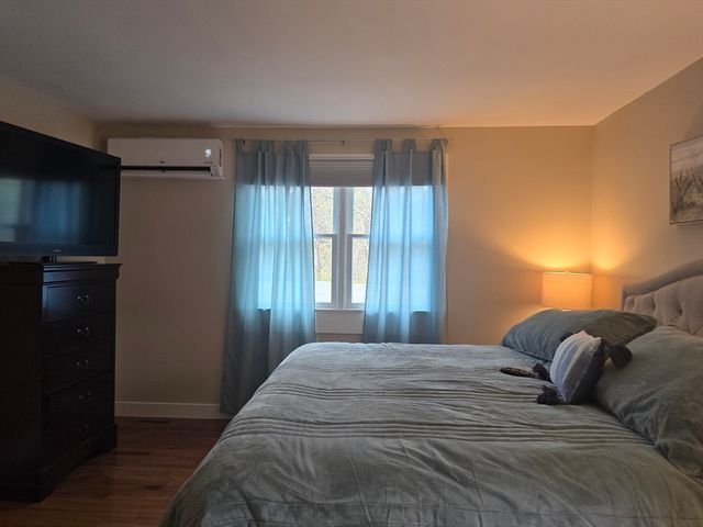 66 Bog River Bnd, Mashpee, MA 02649