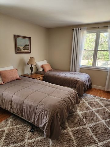 66 Bog River Bnd, Mashpee, MA 02649