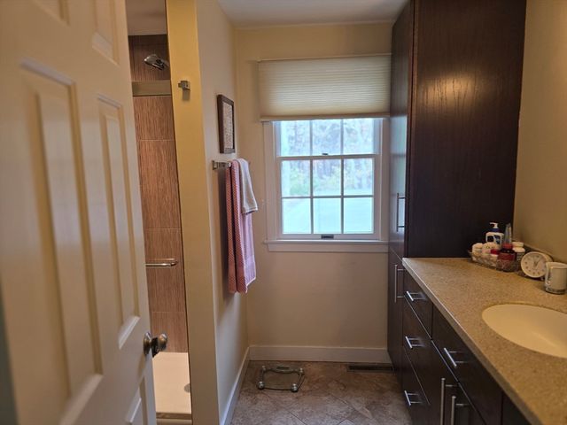 66 Bog River Bnd, Mashpee, MA 02649