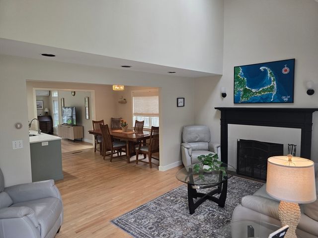 66 Bog River Bnd, Mashpee, MA 02649