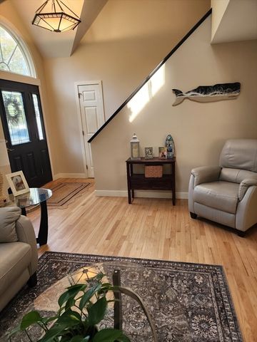 66 Bog River Bnd, Mashpee, MA 02649
