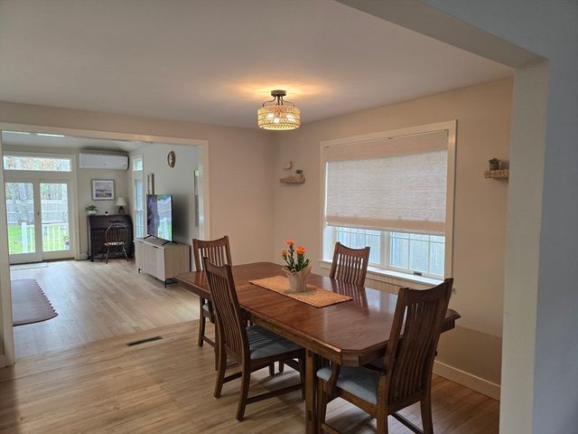 66 Bog River Bnd, Mashpee, MA 02649