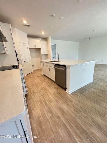 3307 HARVESTERS Court, Green Cove Springs, FL 32043