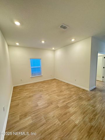 3307 HARVESTERS Court, Green Cove Springs, FL 32043