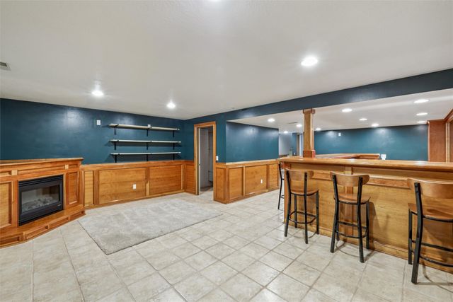 1400 S 52nd Street 13, West Des Moines, IA 50265