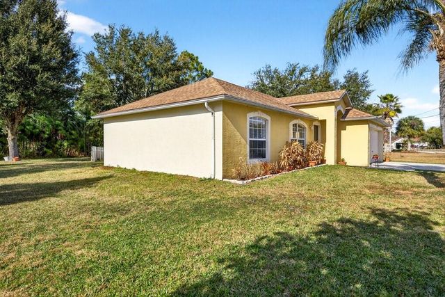 51 LONGFELLOW DRIVE, Palm Coast, FL 32137