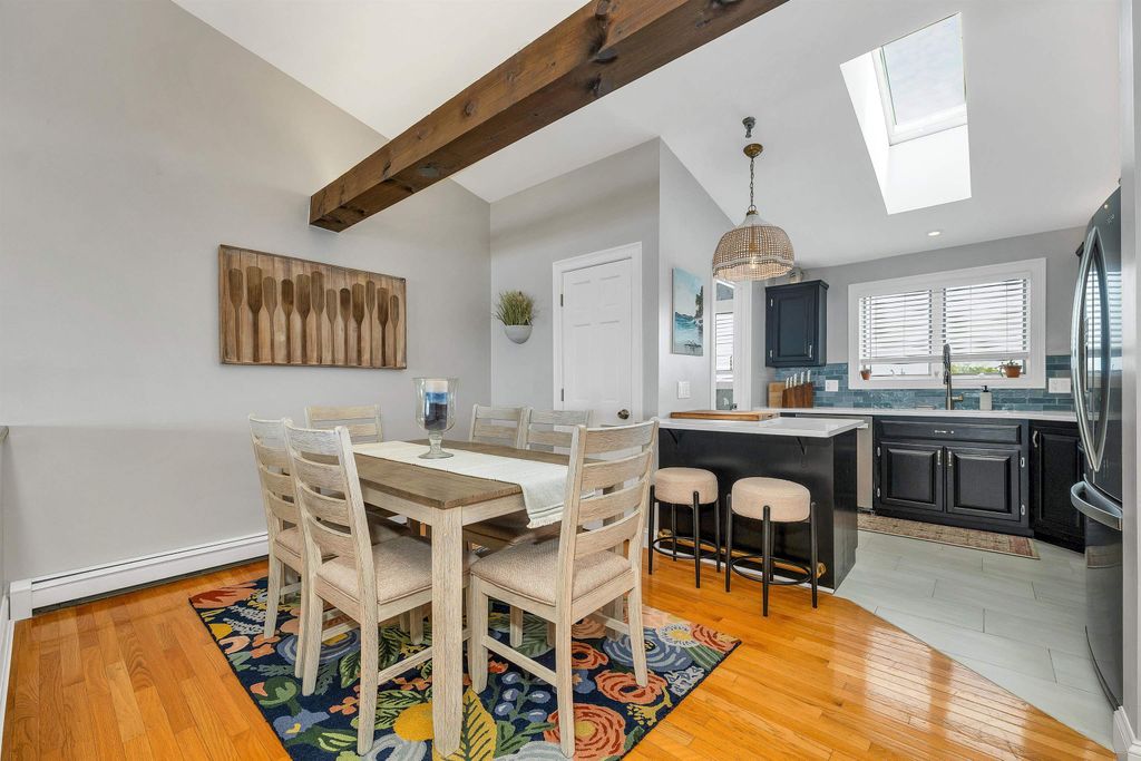 Image 14 of property listing at 20 Harris Ave Unit 10, Hampton, NH 03842