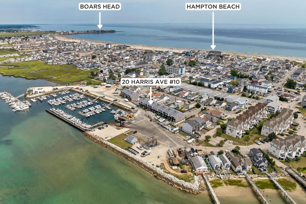Image 25 of property listing at 20 Harris Ave Unit 10, Hampton, NH 03842