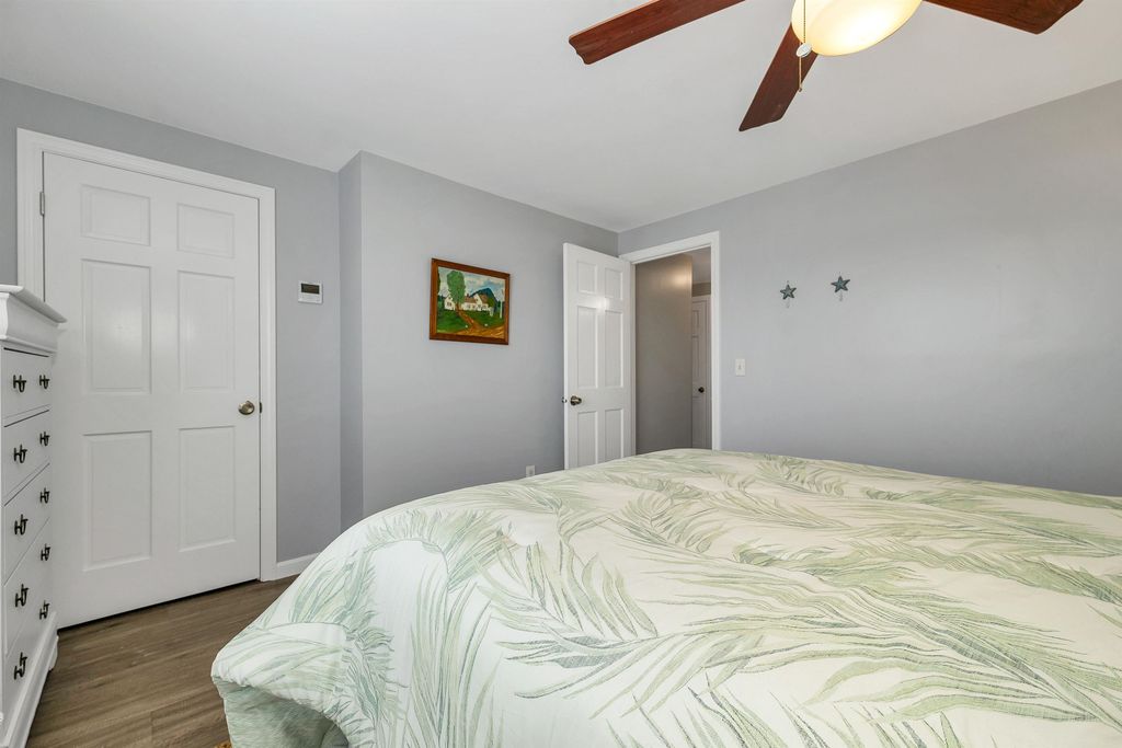 Image 33 of property listing at 20 Harris Ave Unit 10, Hampton, NH 03842