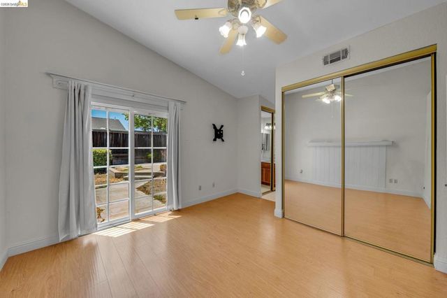 1733 Pine Ct, Oakley, CA 94561