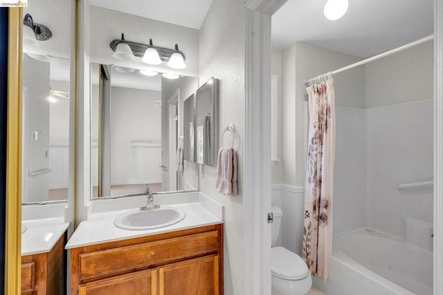 1733 Pine Ct, Oakley, CA 94561