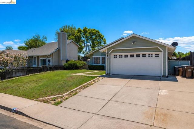 1733 Pine Ct, Oakley, CA 94561