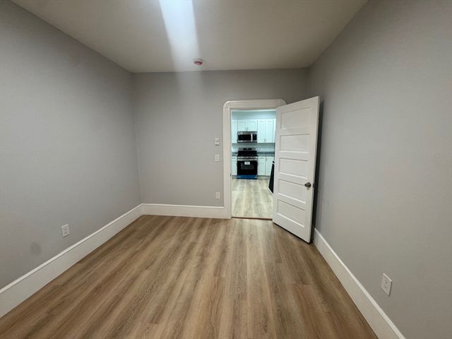 16 Ashton Street 1, Worcester, MA 01605