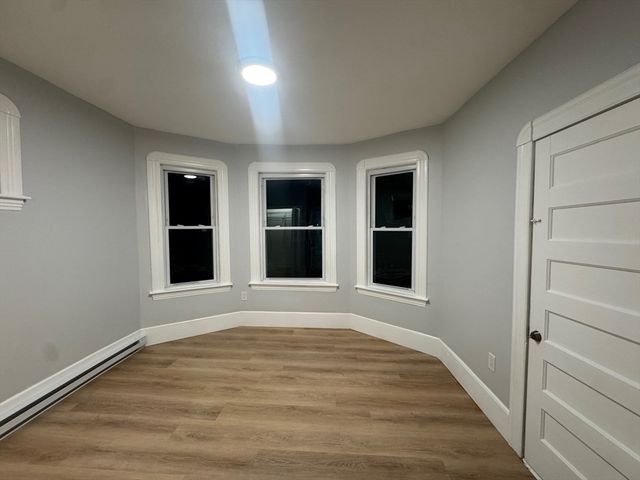 16 Ashton Street 1, Worcester, MA 01605