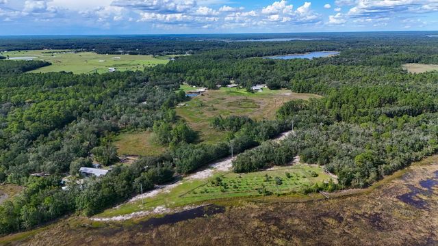 8303 SE 170TH AVE RD. N, Ocklawaha, FL 32179