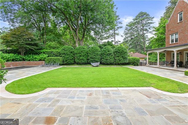 369 Pine Tree Drive NE, Atlanta, GA 30305