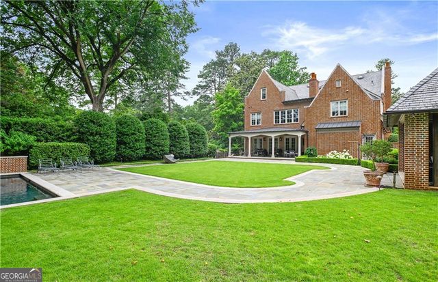 369 Pine Tree Drive NE, Atlanta, GA 30305