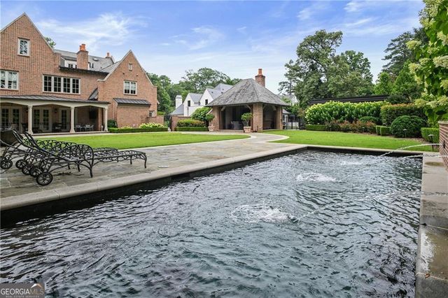 369 Pine Tree Drive NE, Atlanta, GA 30305