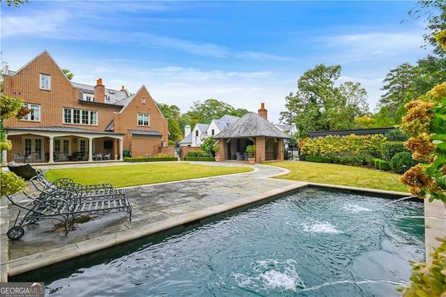 369 Pine Tree Drive NE, Atlanta, GA 30305