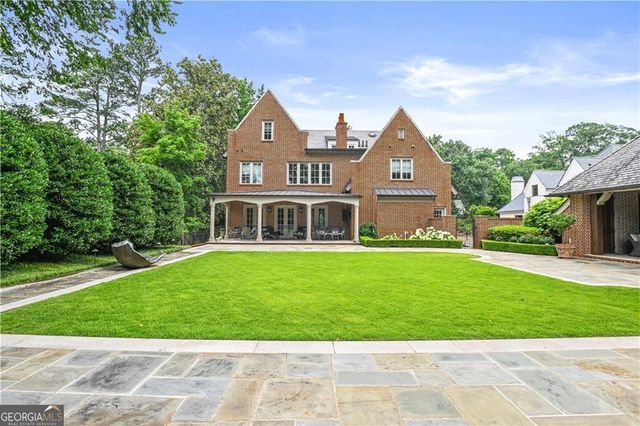 369 Pine Tree Drive NE, Atlanta, GA 30305