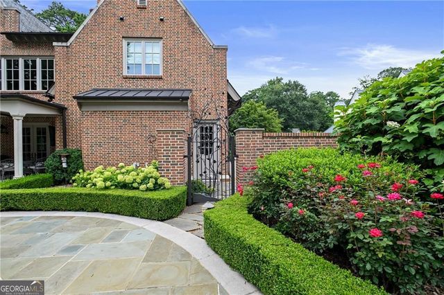 369 Pine Tree Drive NE, Atlanta, GA 30305