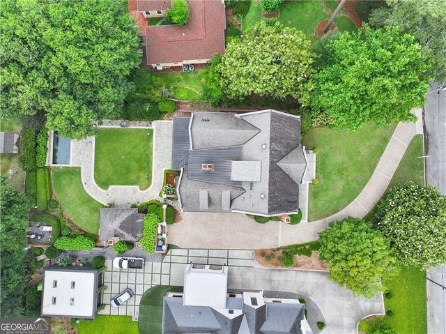 369 Pine Tree Drive NE, Atlanta, GA 30305