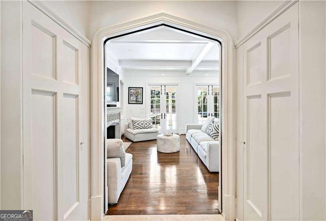 369 Pine Tree Drive NE, Atlanta, GA 30305