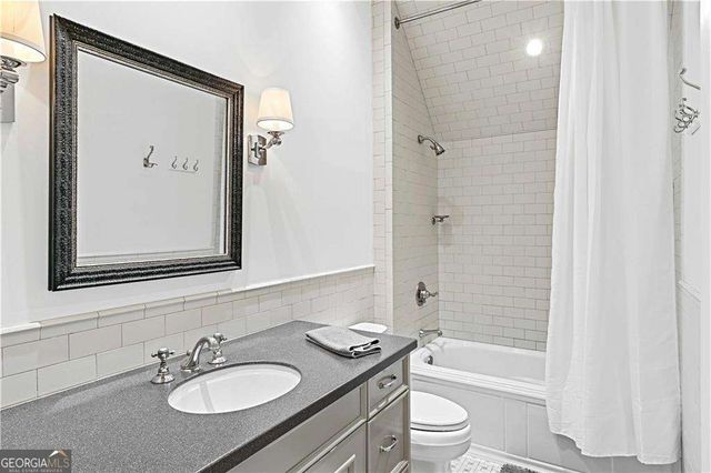 369 Pine Tree Drive NE, Atlanta, GA 30305