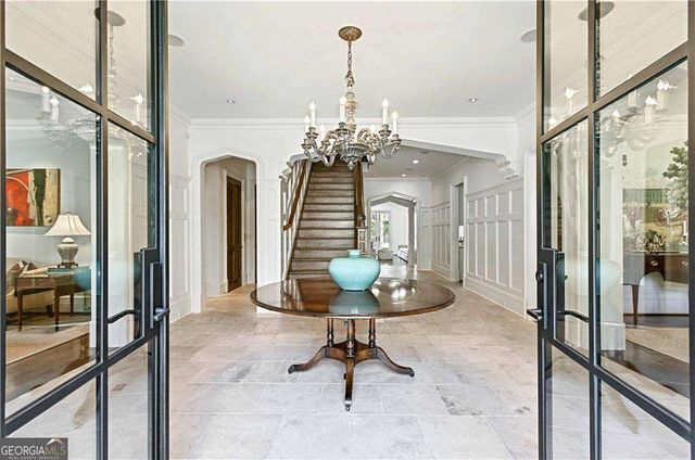 369 Pine Tree Drive NE, Atlanta, GA 30305