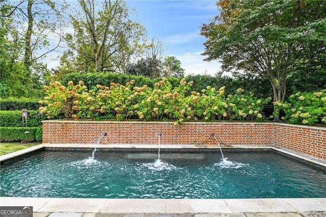 369 Pine Tree Drive NE, Atlanta, GA 30305