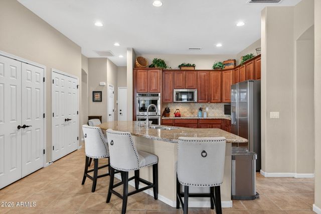 373 W MACAW Drive, Chandler, AZ 85286