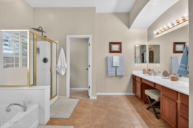 373 W MACAW Drive, Chandler, AZ 85286