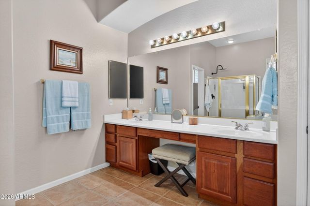 373 W MACAW Drive, Chandler, AZ 85286