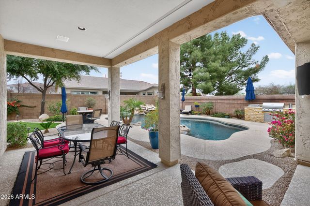 373 W MACAW Drive, Chandler, AZ 85286