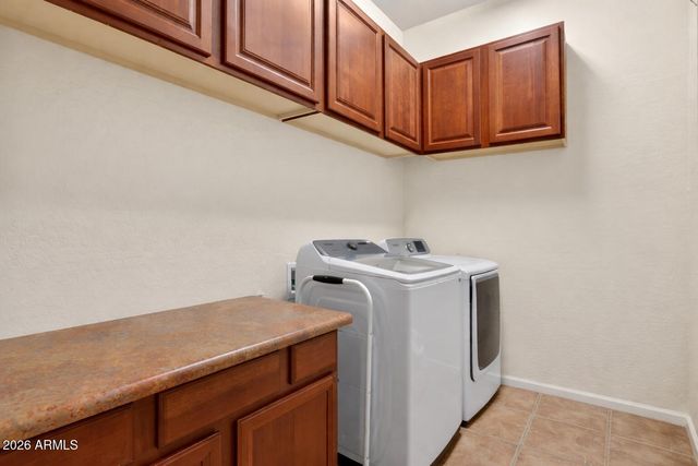 373 W MACAW Drive, Chandler, AZ 85286