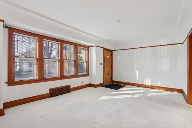 3144 N 38th STREET, Milwaukee, WI 53216