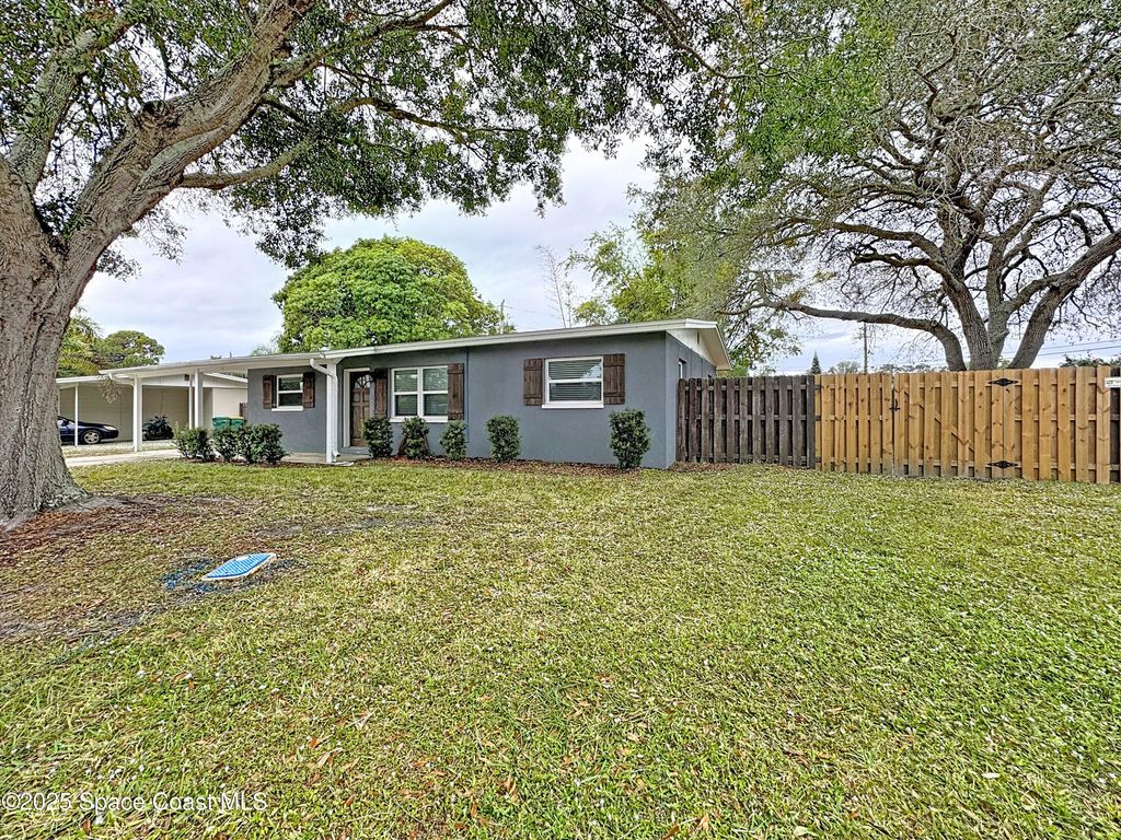 170 Moore Avenue, Merritt Island, FL 32952