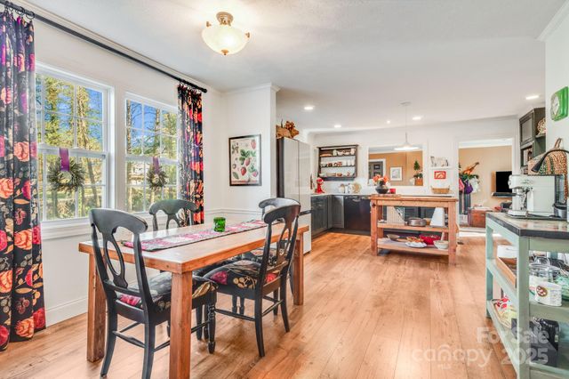 616 Erkwood Drive, Henderson, NC 28739