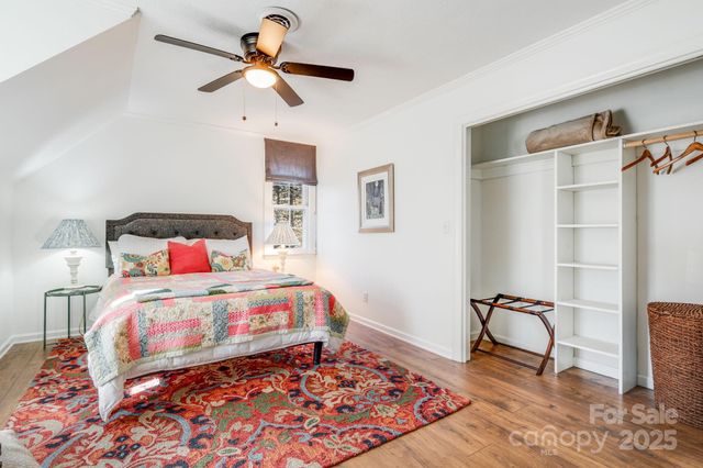 616 Erkwood Drive, Henderson, NC 28739