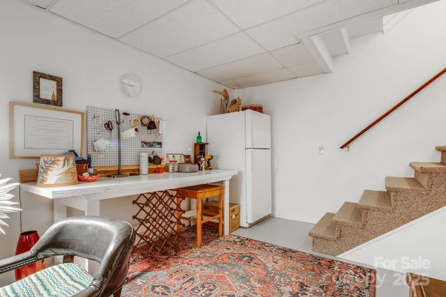 616 Erkwood Drive, Henderson, NC 28739