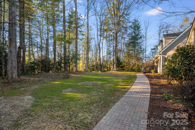 616 Erkwood Drive, Henderson, NC 28739