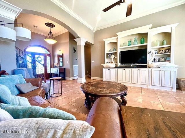 6 Lunker Lane, Poplarville, MS 39470