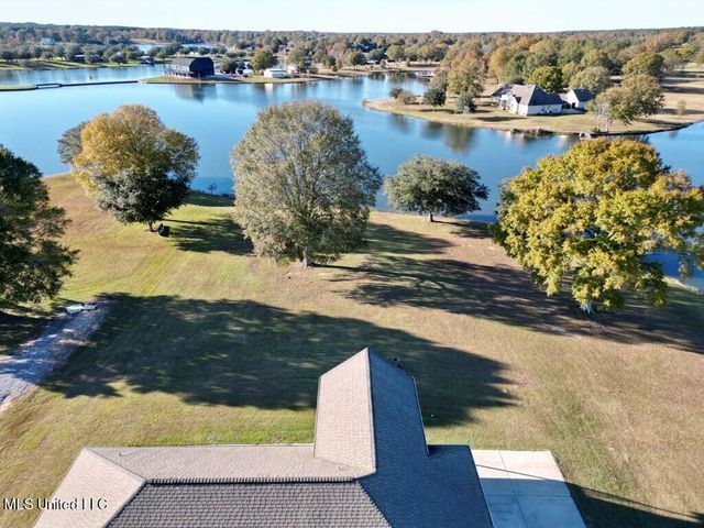 6 Lunker Lane, Poplarville, MS 39470