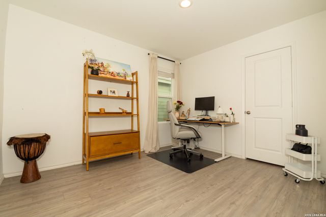 7222 SILOS RDG, San Antonio, TX 78252