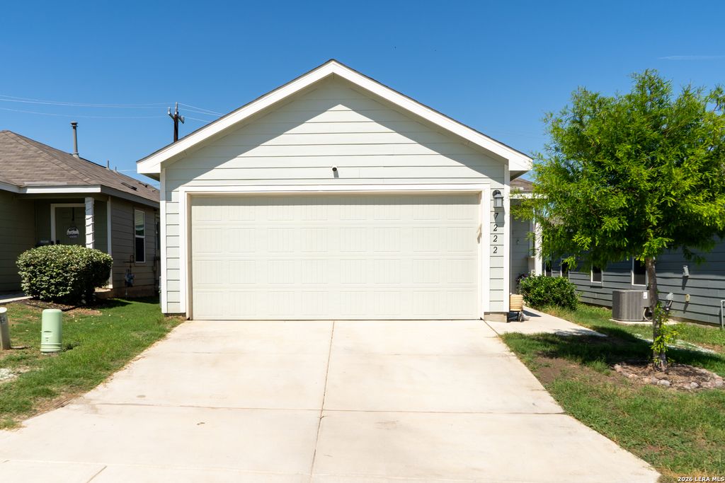 7222 SILOS RDG, San Antonio, TX 78252