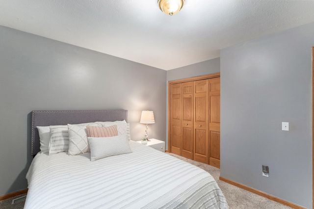 5970 Terrace Park Drive NE, Rockford, MI 49341