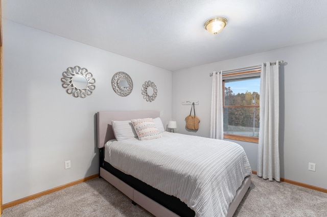 5970 Terrace Park Drive NE, Rockford, MI 49341