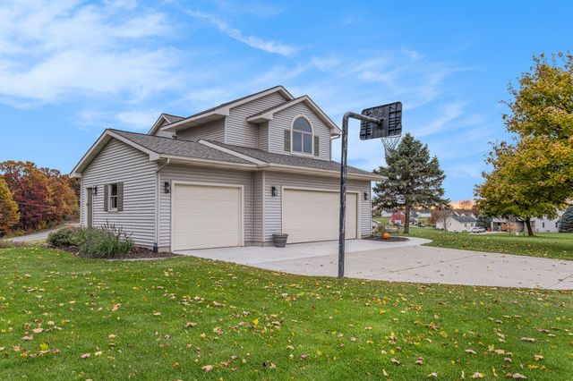 5970 Terrace Park Drive NE, Rockford, MI 49341