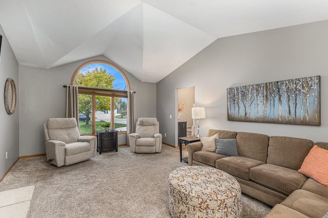 5970 Terrace Park Drive NE, Rockford, MI 49341